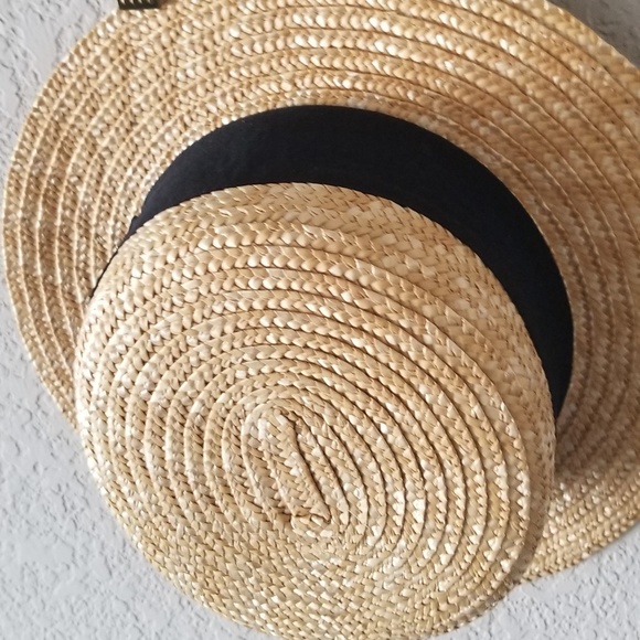 Wicker Hat - Picture 3 of 3